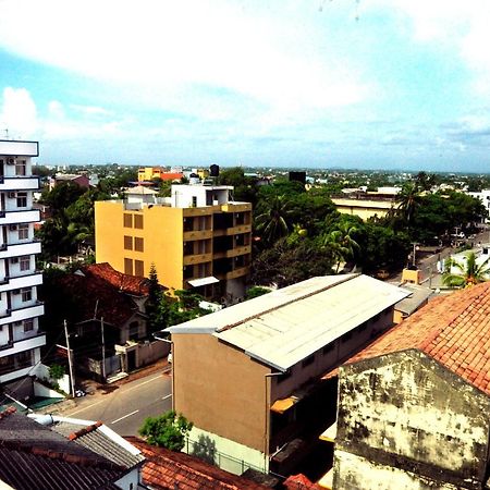 Prestige Court Residencies Hotell Dehiwala-Mount Lavinia Eksteriør bilde