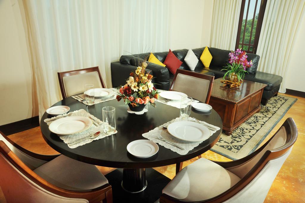 Prestige Court Residencies Hotell Dehiwala-Mount Lavinia Eksteriør bilde