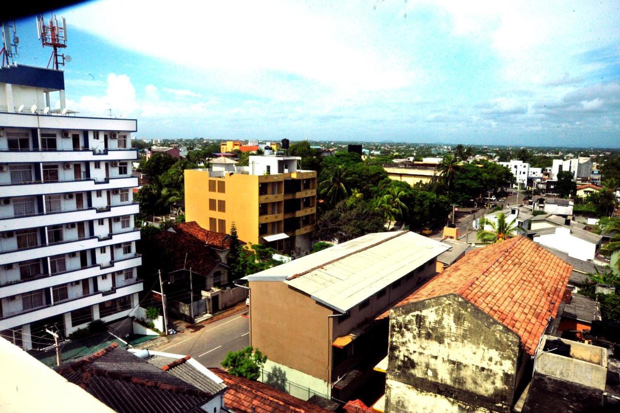 Prestige Court Residencies Hotell Dehiwala-Mount Lavinia Eksteriør bilde