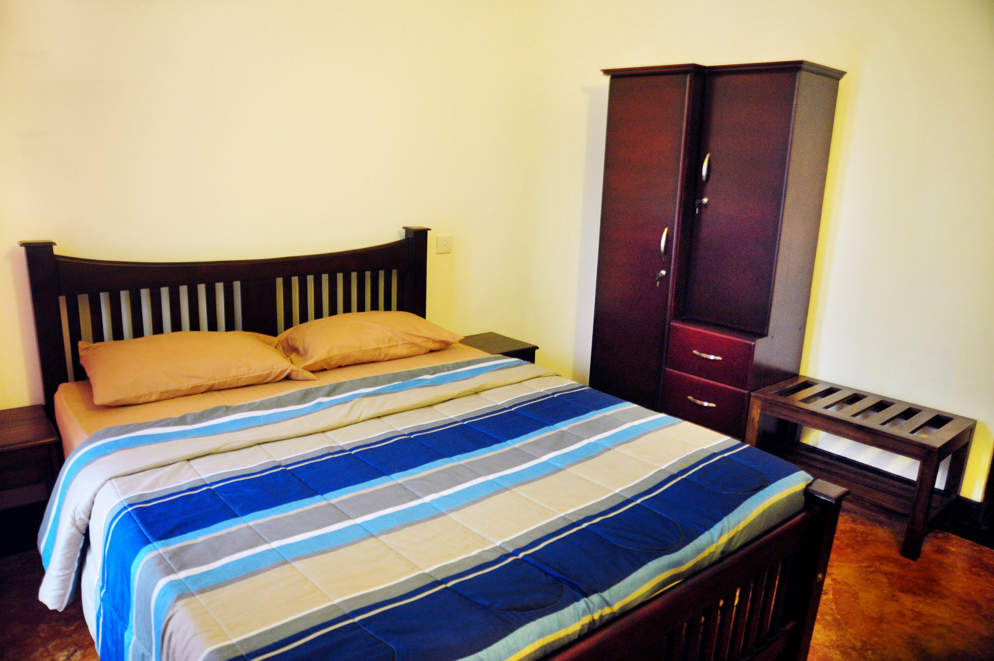 Prestige Court Residencies Hotell Dehiwala-Mount Lavinia Eksteriør bilde