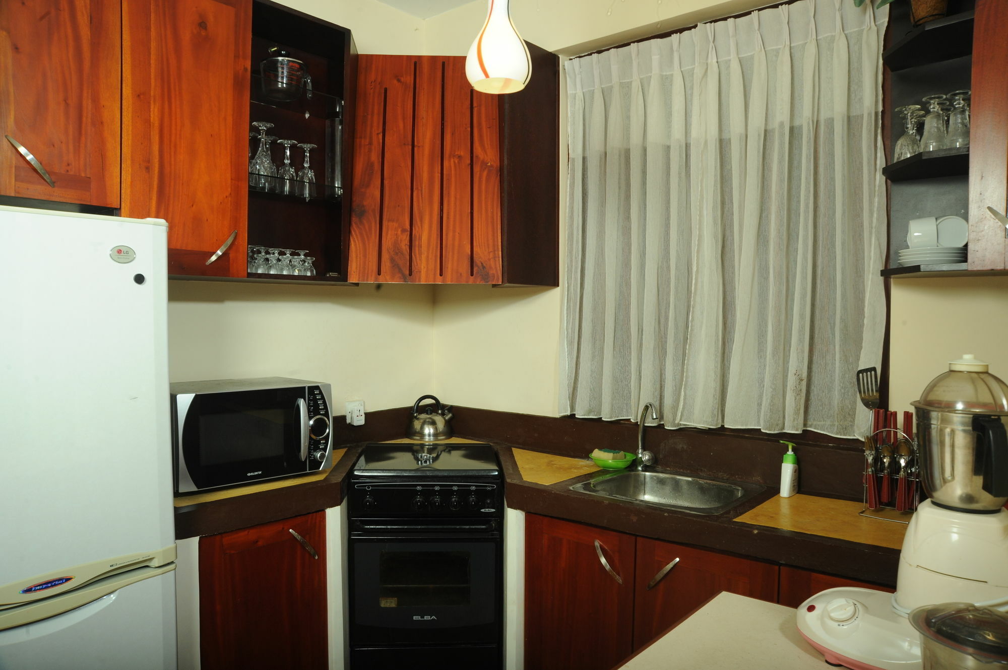 Prestige Court Residencies Hotell Dehiwala-Mount Lavinia Eksteriør bilde